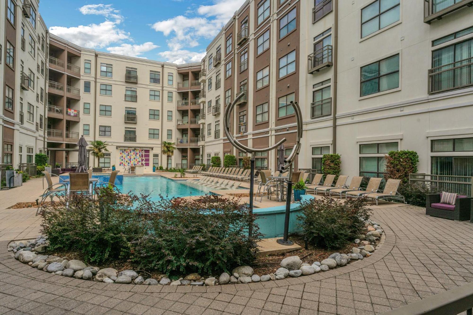 Cs 4201 Uptown 1Br, Pool, Gym, Parking Apartment Dallas Luaran gambar